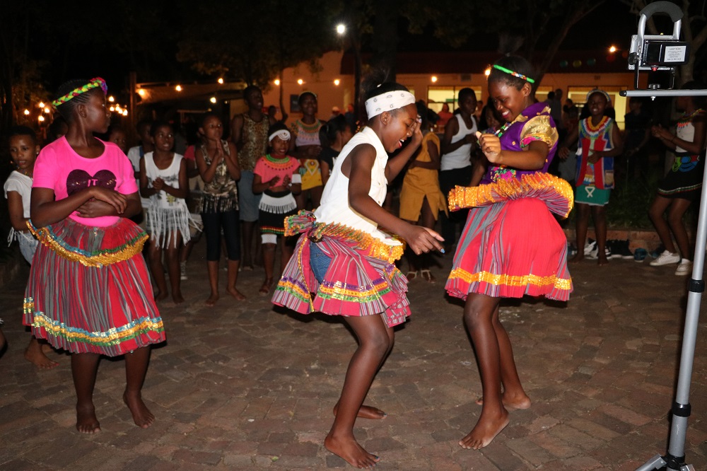 Sepedi dance at the Heritage Day performance